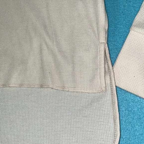 AMERICAN EAGLE OUTFITTERS waffle knit turtleneck long sleeve oversize top size S - Picture 5 of 16